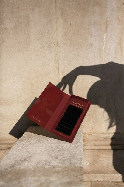 Easy Fan Lashes | made to make volume easy